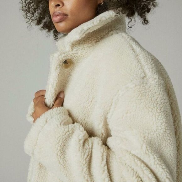 Lucky Brand Cream Sherpa Fleece Quilt Lined Button Up Teddy Shirt Jacket - Picture 3 of 16